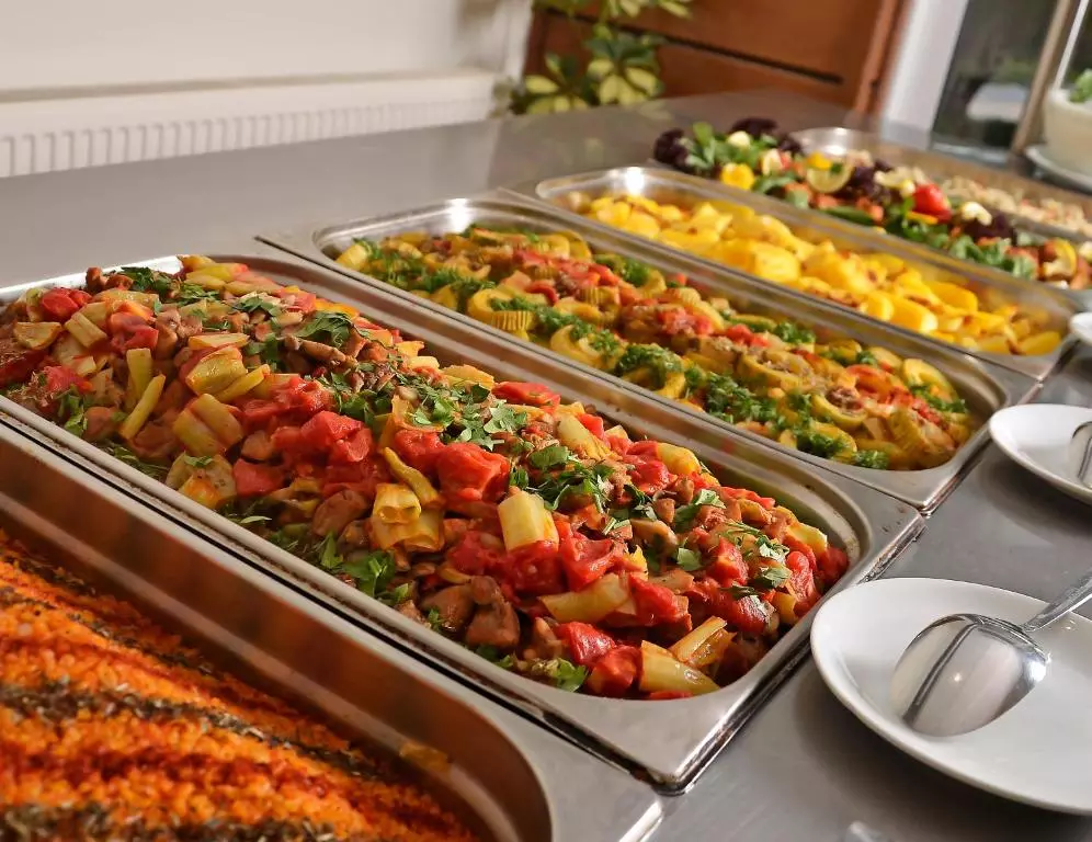 CITYS HILL HOTEL FOOD.jpg